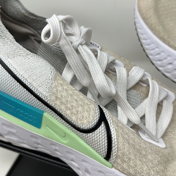 Nike React Infinity Run Flyknit FK Running 9.5 CD4371 102 White Vapor Green Men - Picture 16 of 16